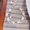 Unique Rose-Classic Pearl Cluster Bracelet